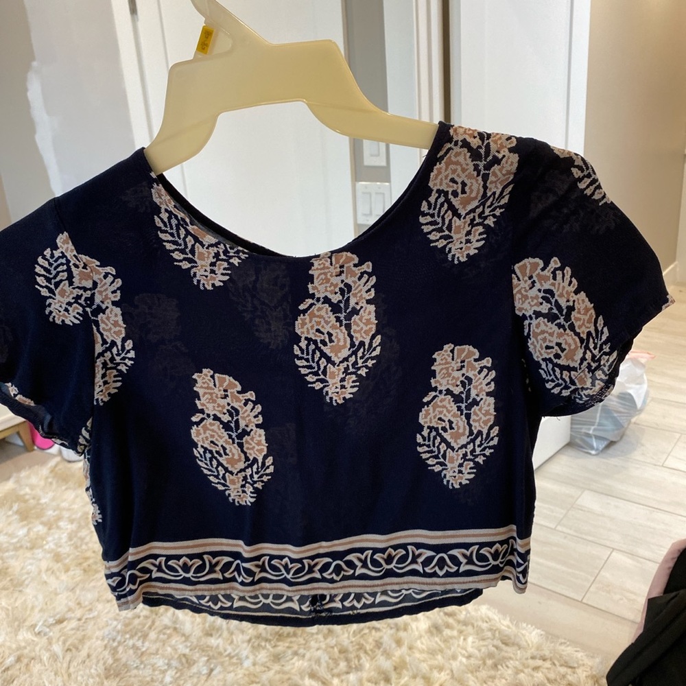 Patterned crop top